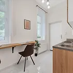 Rezidence Gloria 호텔 3*