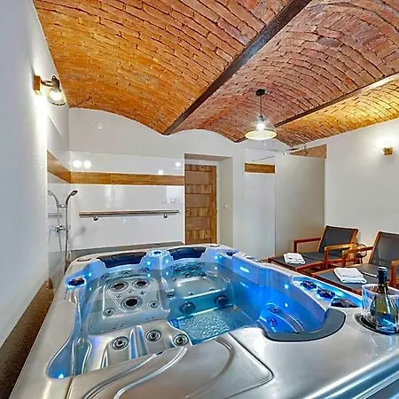 Hotel Rezidence Gloria 3*