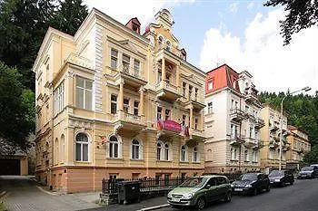 Rezidence Gloria Hotel 3*