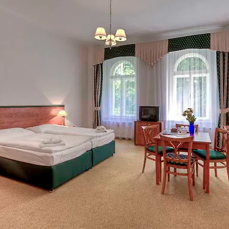 Hotel Rezidence Gloria 3*